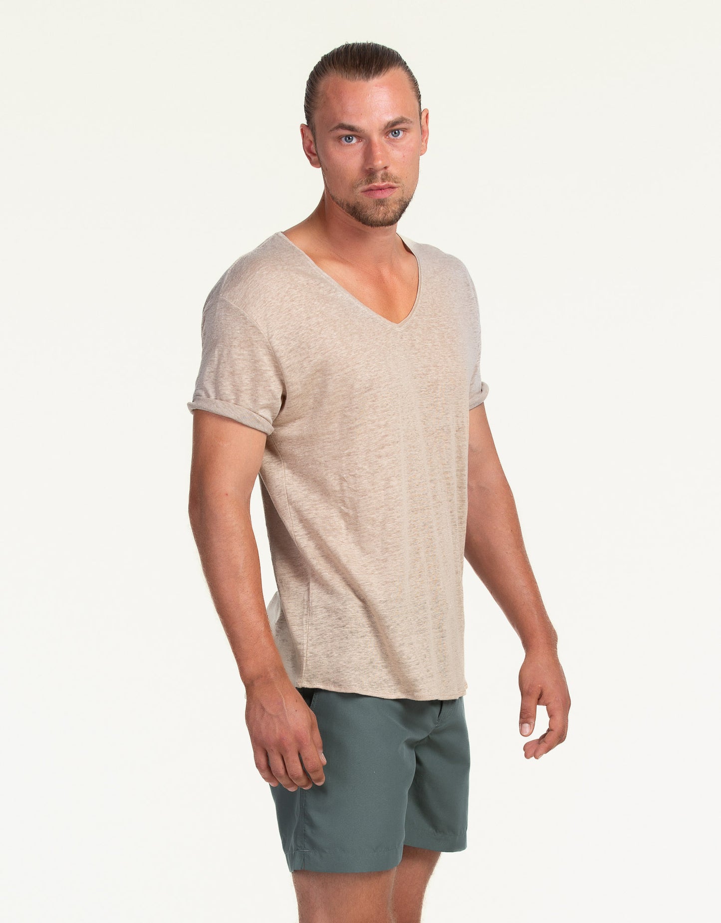 V-NECK LINEN SAND
