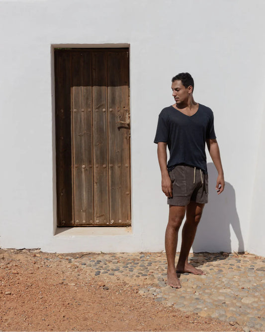 V-NECK LINEN NERO