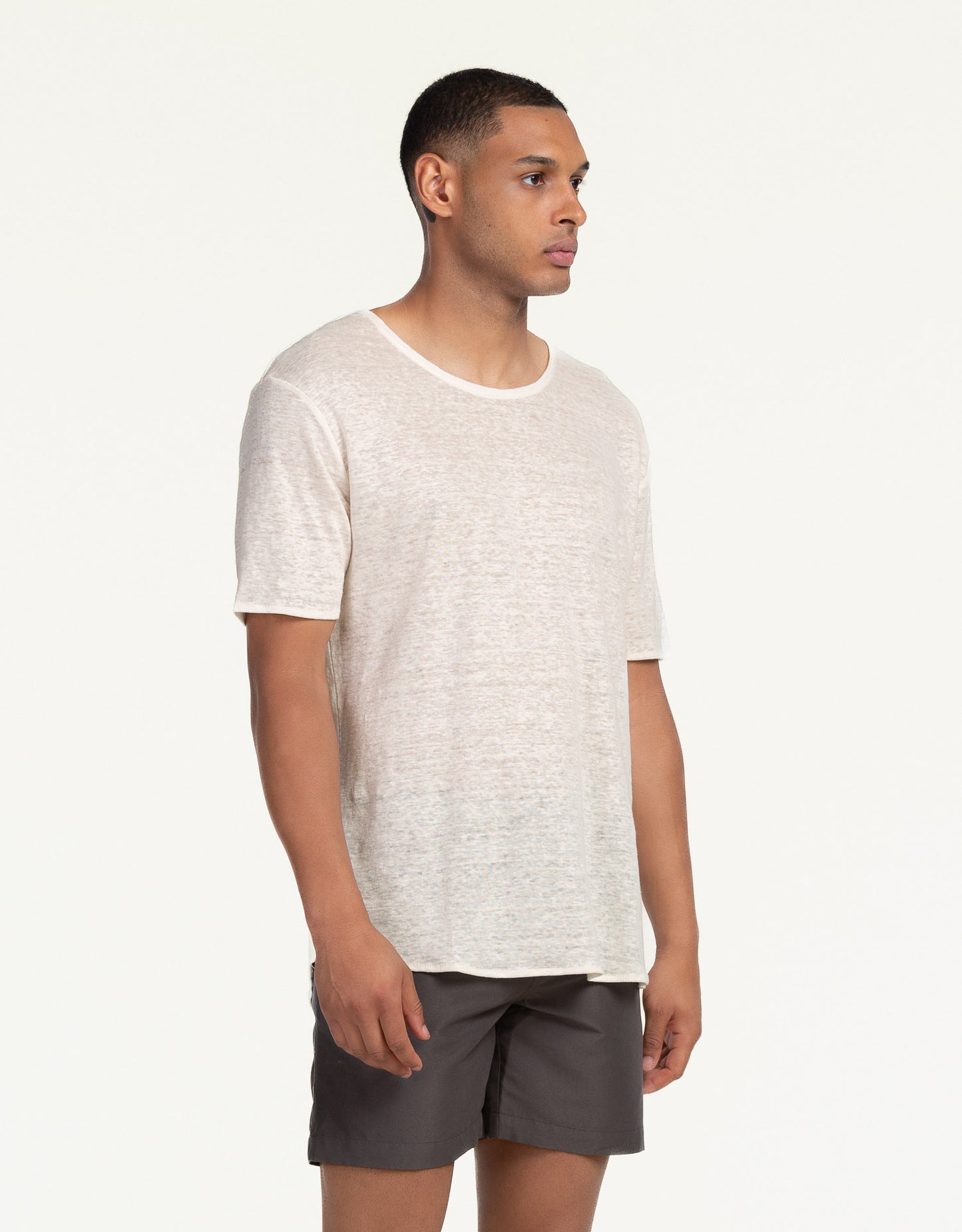 C-NECK LINEN BLANC