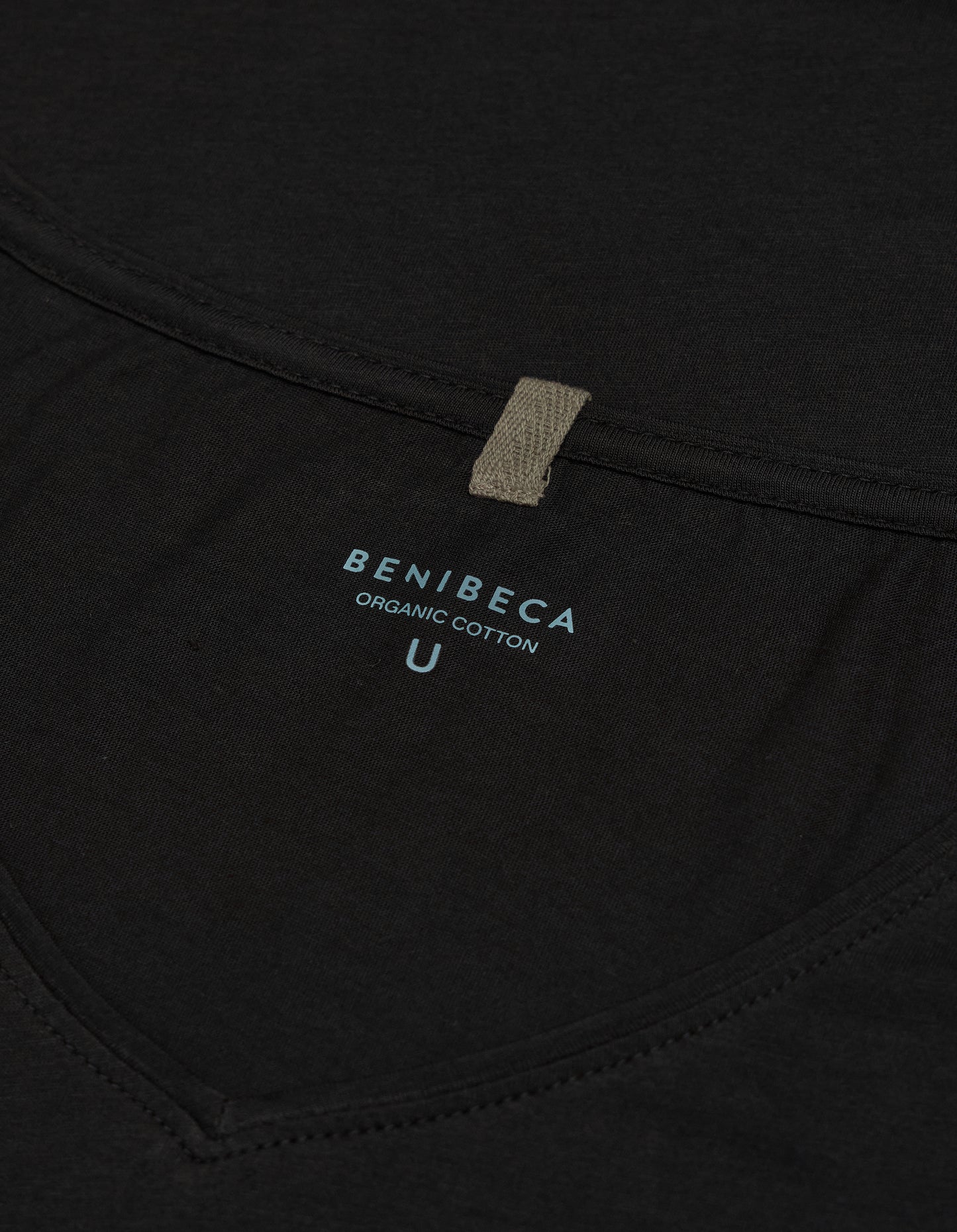 AURA TEE NERO