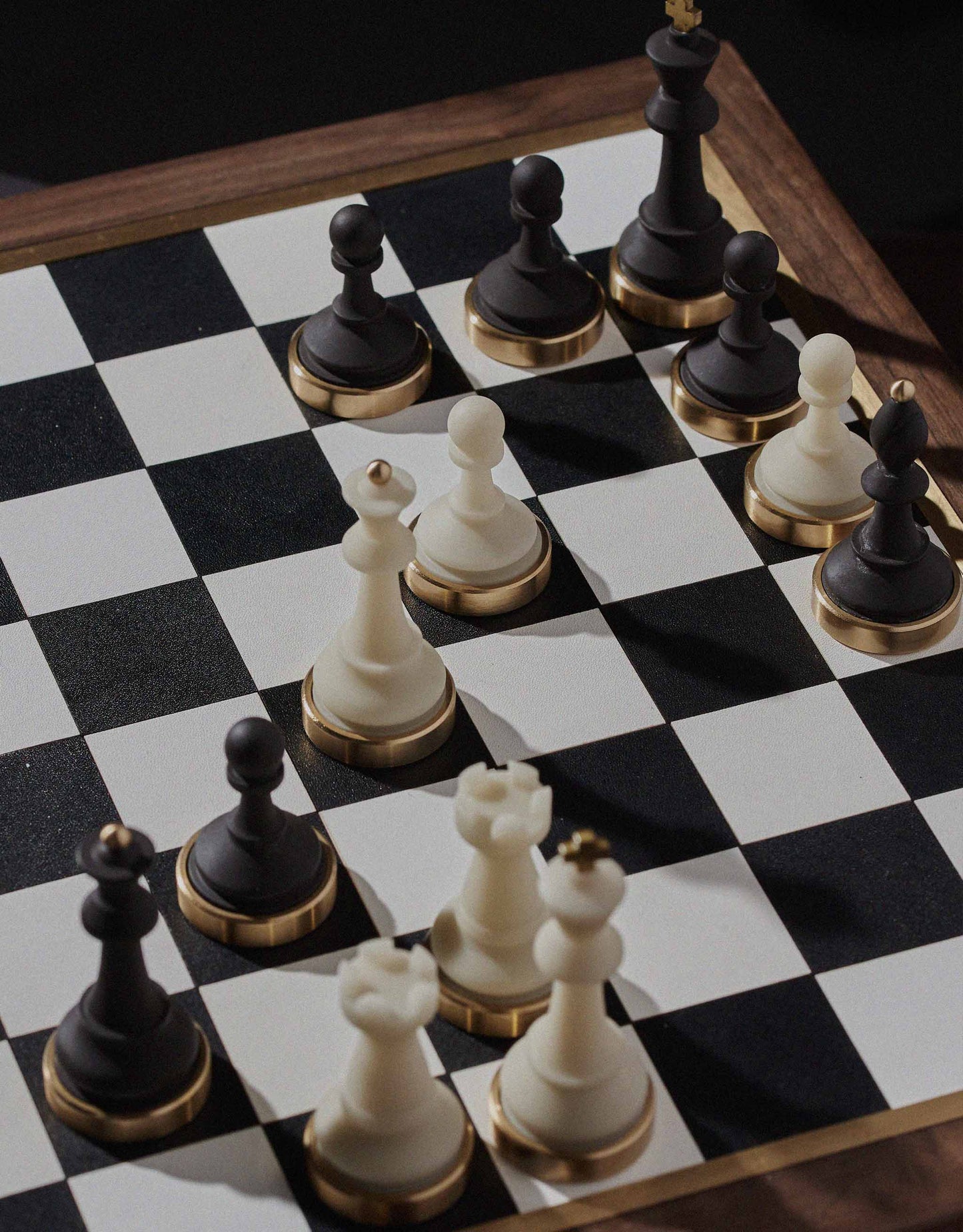 CHESS SET
