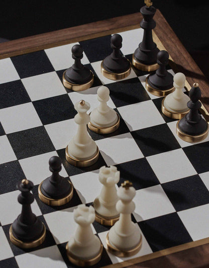 CHESS SET