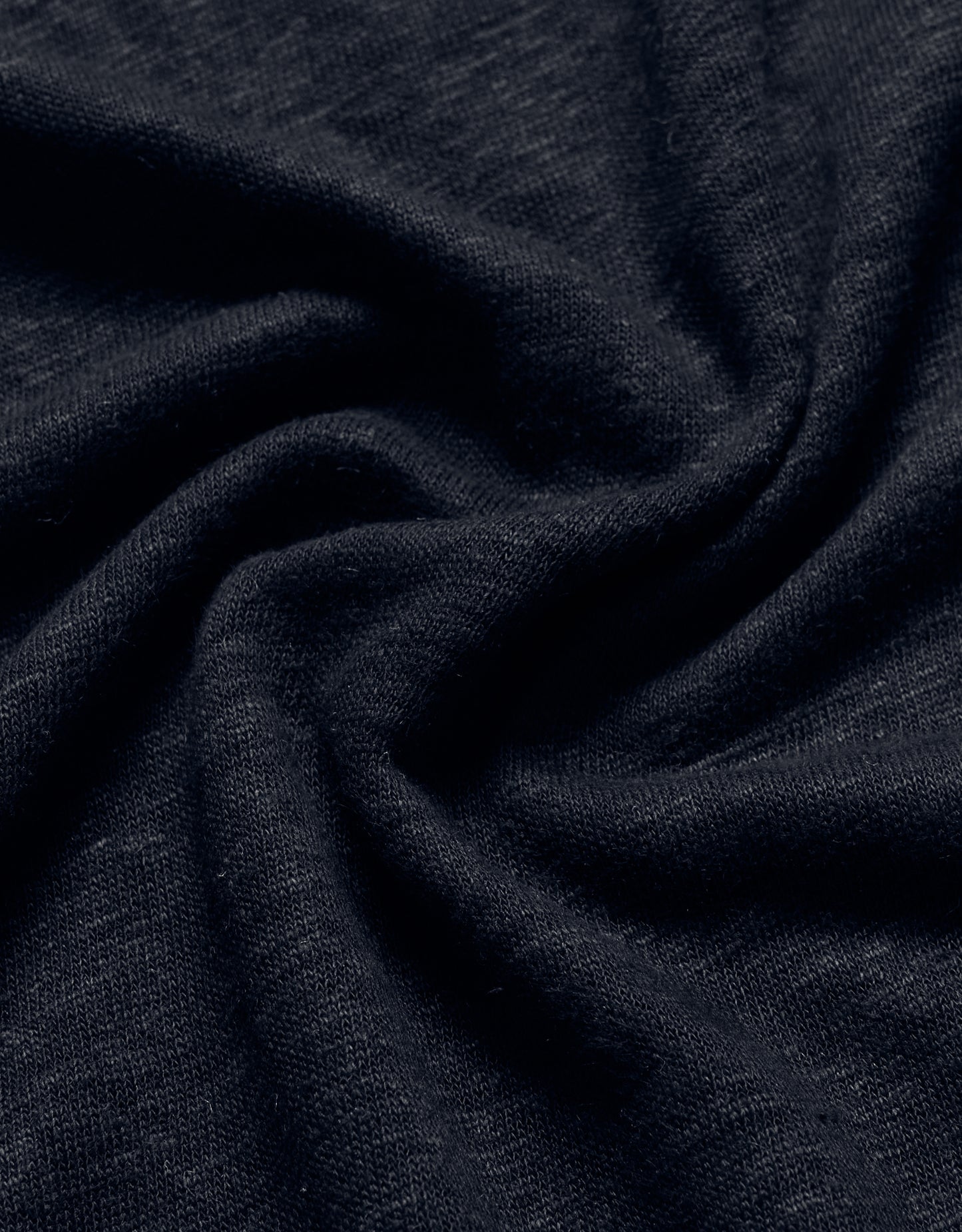 V-NECK LINEN NOCHE